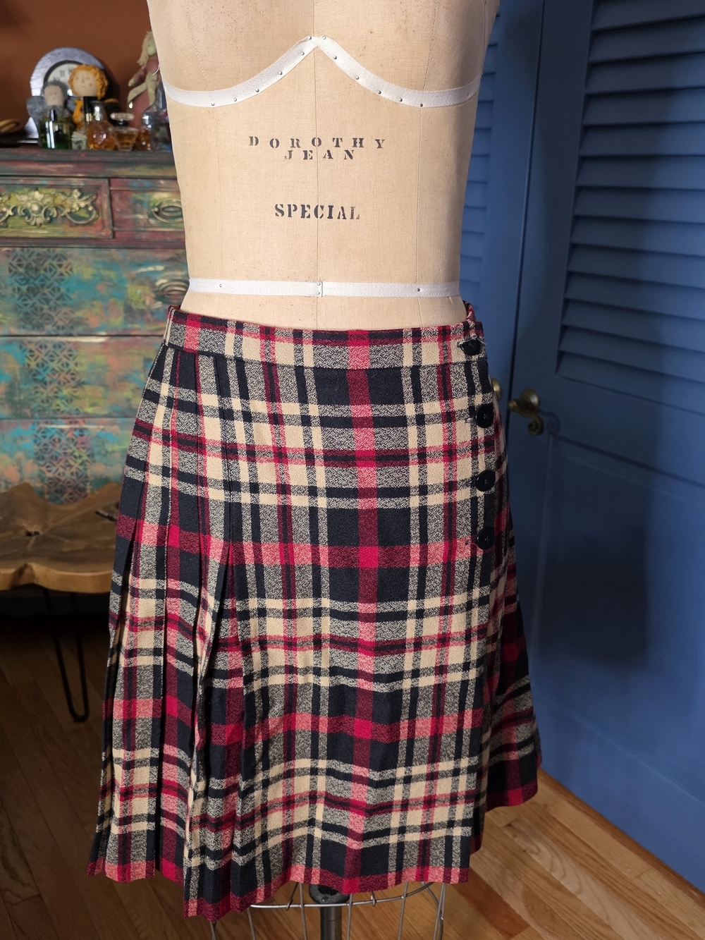Talbots Plaid Circle Skirt in Red, Black & Cream